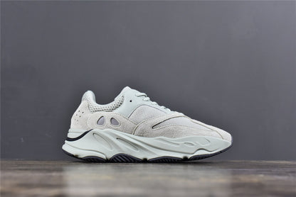 YBoost 700 'Salt'