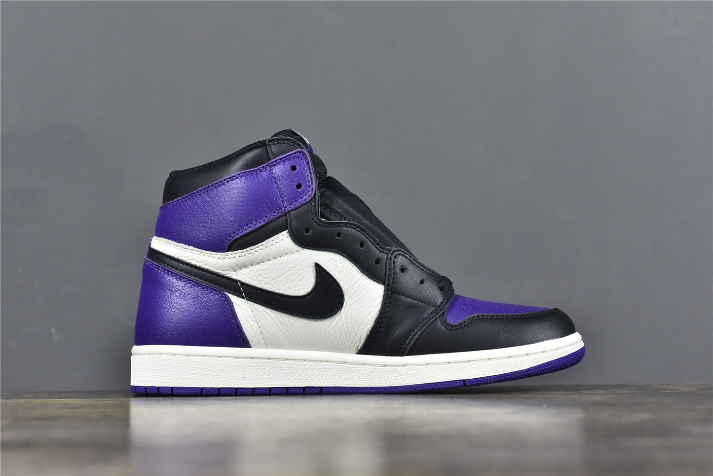 AJ 1 High 'Court Purple'