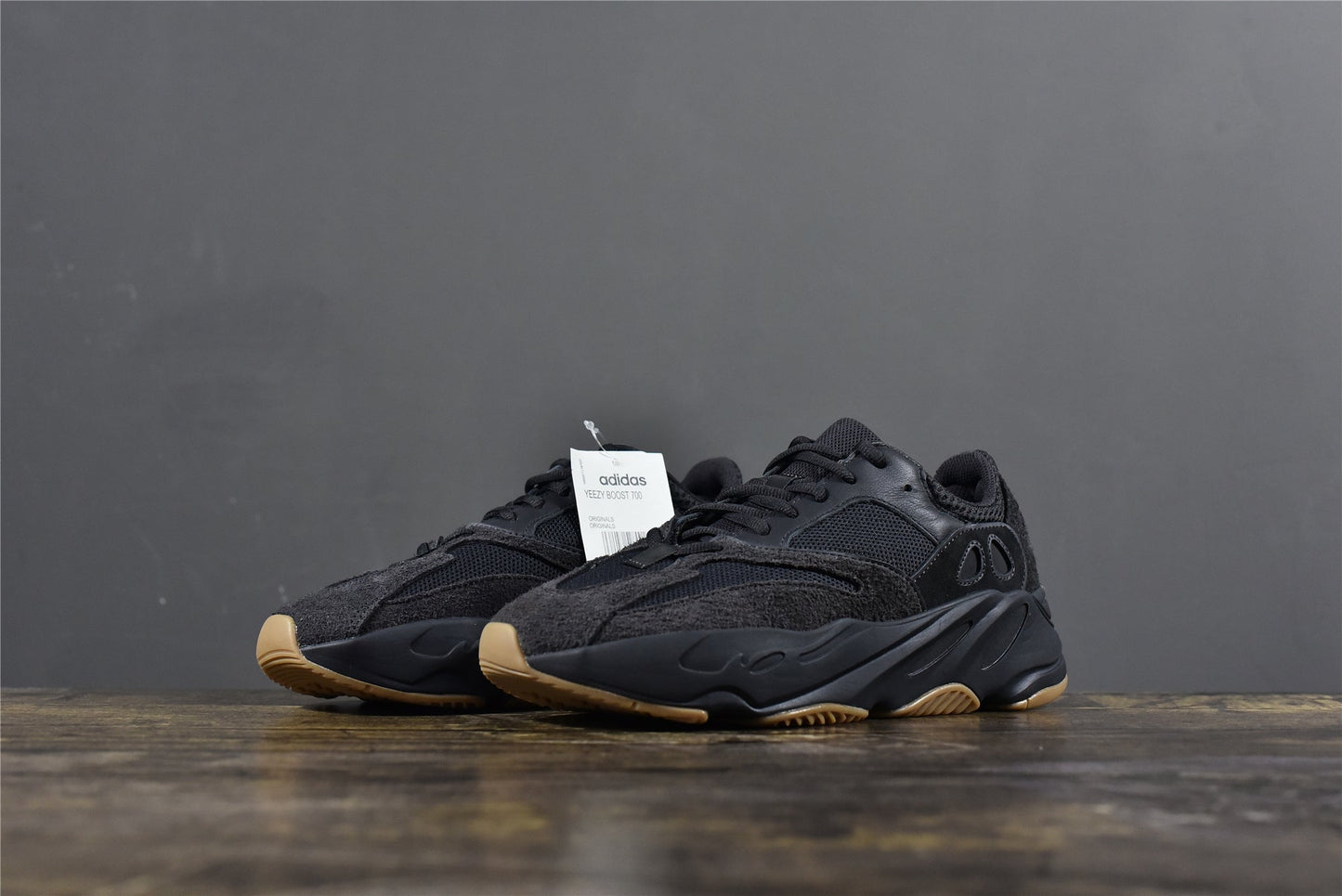 YBoost 700 'Utility Black'