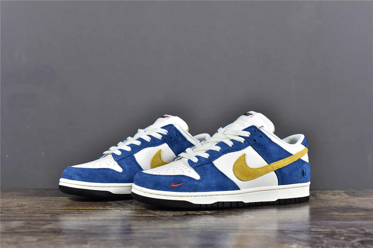 SB Dunk Low x Kasina 'Industrial Blue'