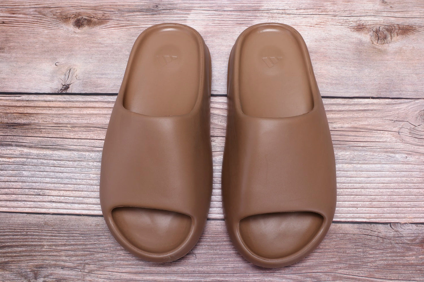 Yeezy Slide Core