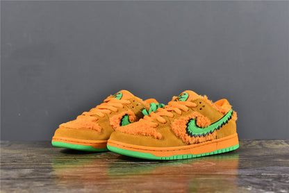 SB Dunk Low x Grateful Dead 'Orange'