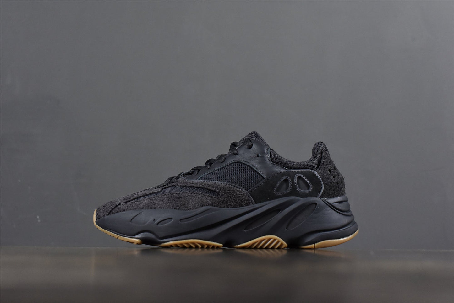 YBoost 700 'Utility Black'