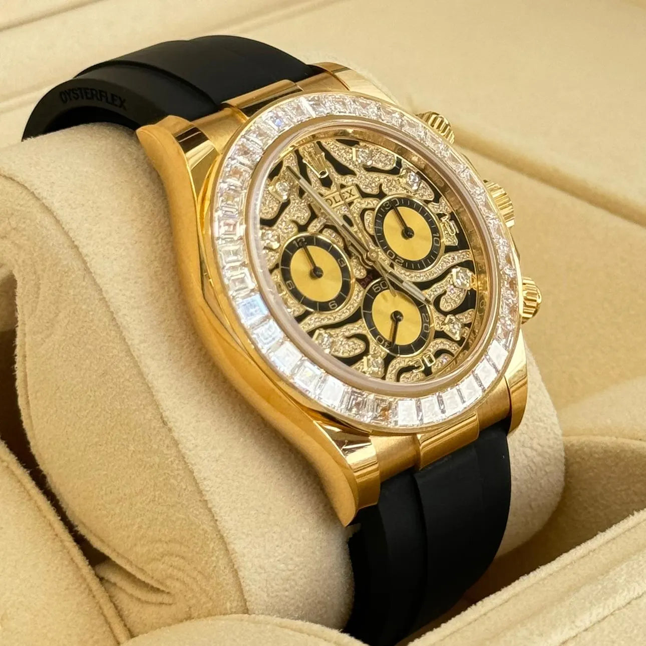 Daytona Assembled (100) 40mm Laminated Yellow gold18k "Tiger" Black Oysterflex Strap 116588TBR