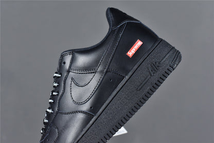 AF 1 x Supreme 'Black'