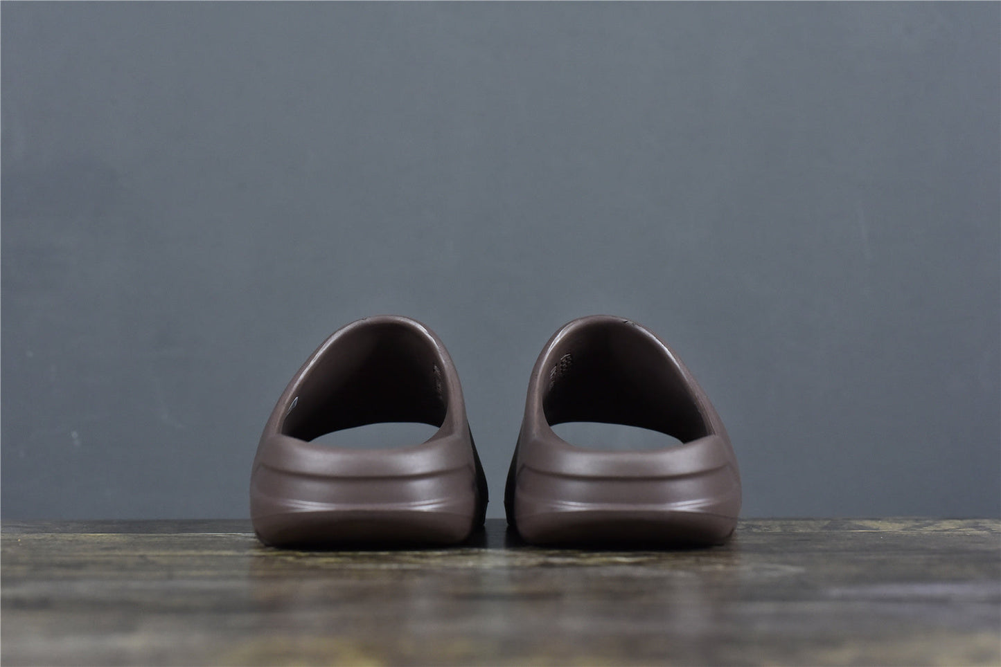 Yeezy Slide Soot