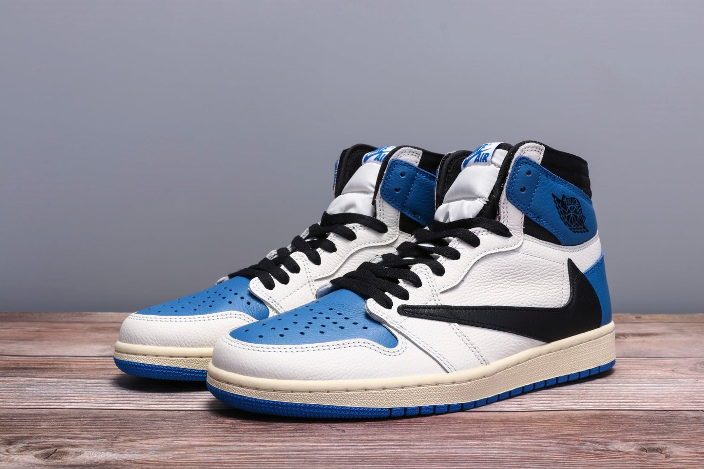 AJ 1 High Retro x Travis Scott 'Fragment'