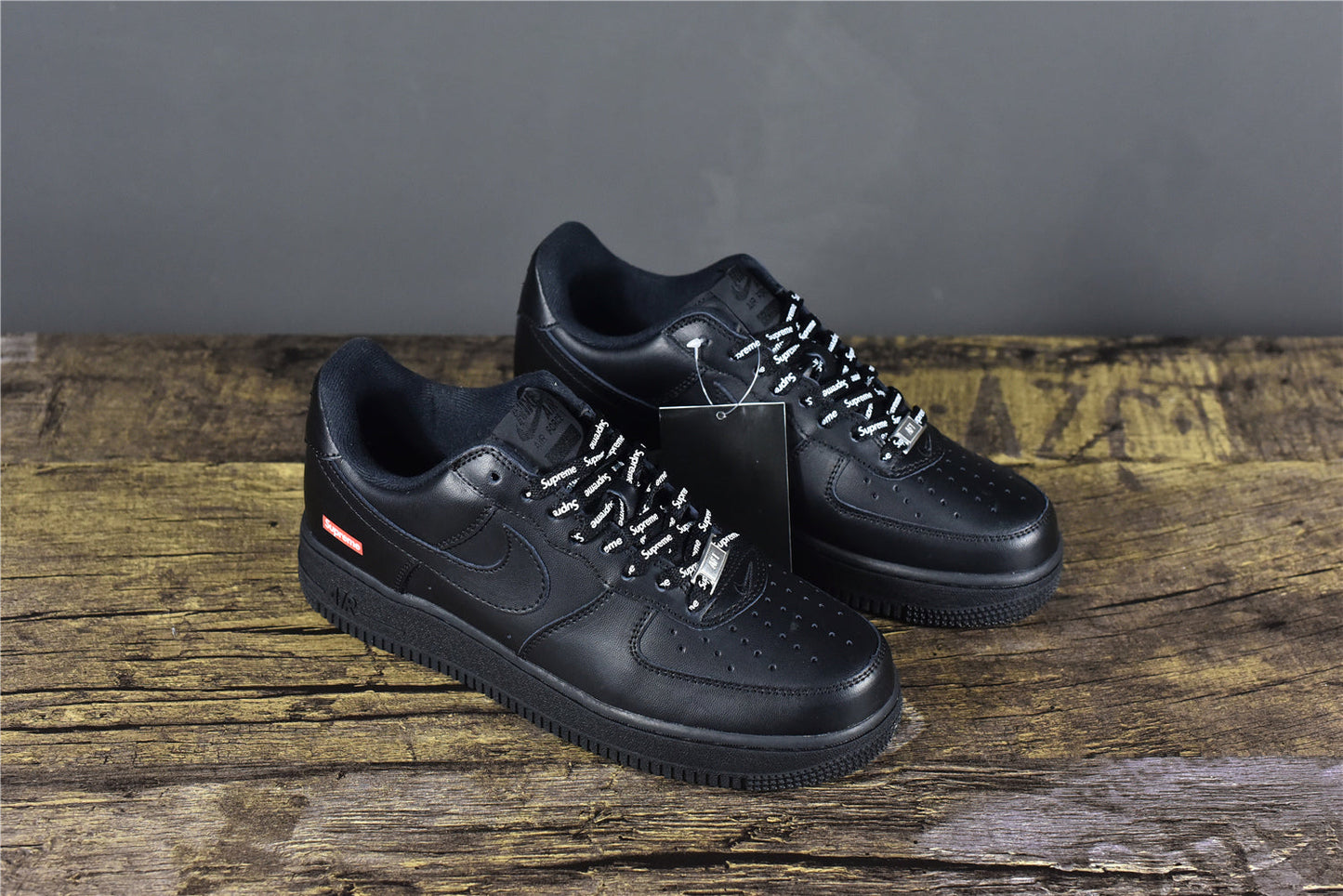 AF 1 x Supreme 'Black'