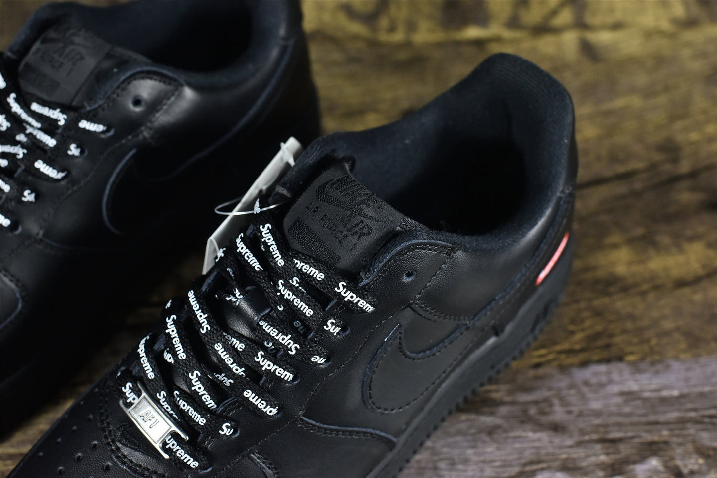AF 1 x Supreme 'Black'