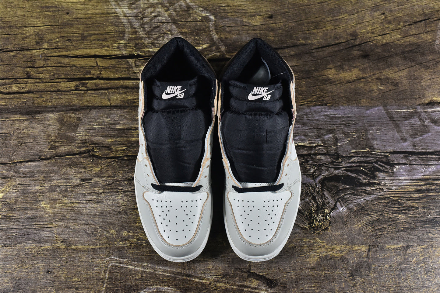 AJ 1 High 'SB NYC to Paris'