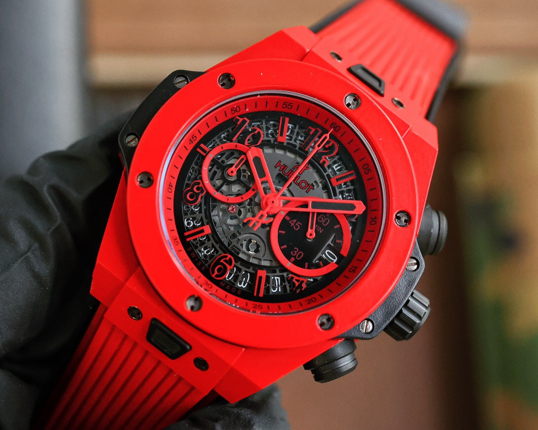 HBT Chronograph - Red Carbon Fiber - Red Rubber - Quartz - 45mm