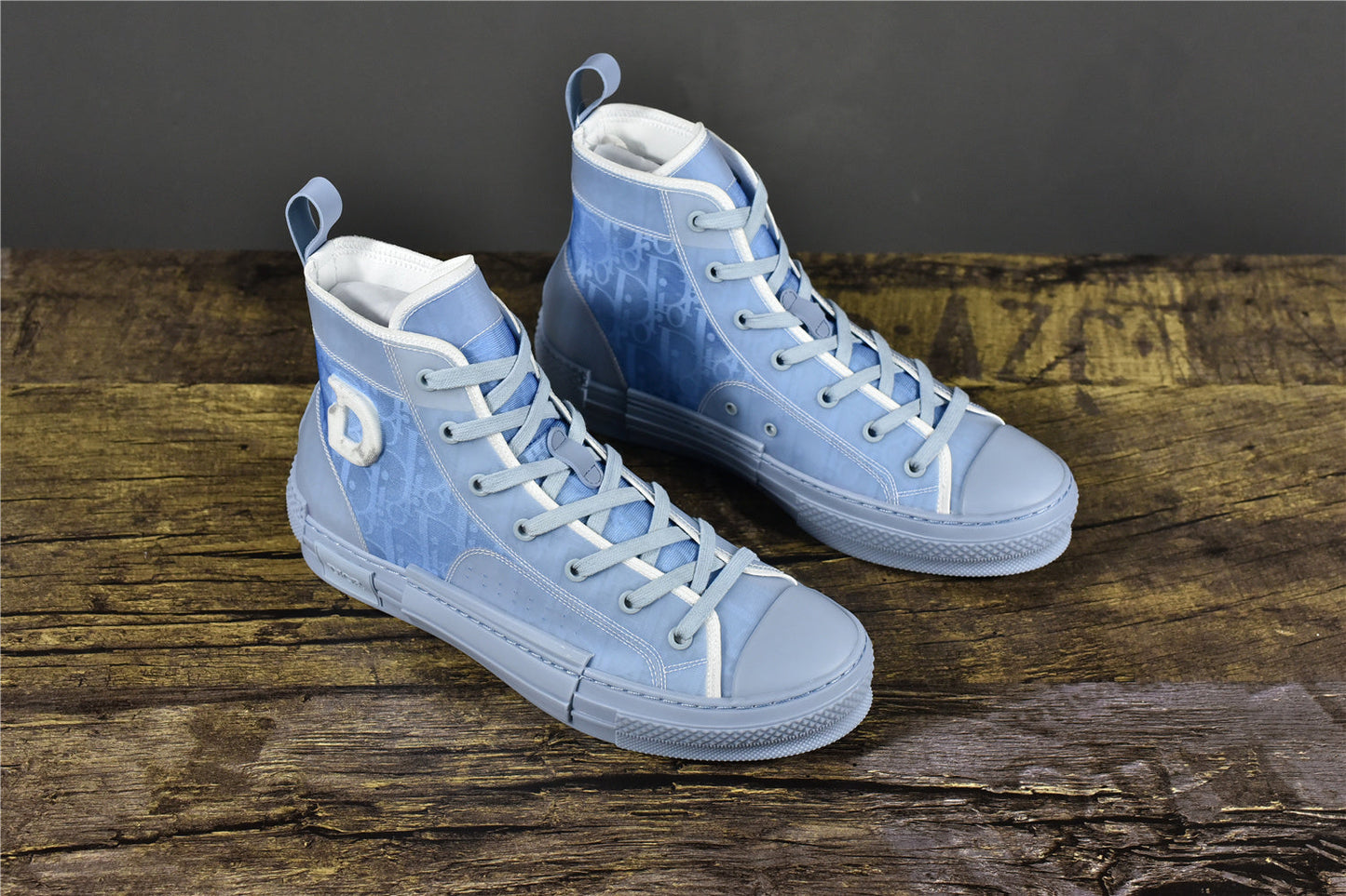 D!OR B23 High-Top Light Blue