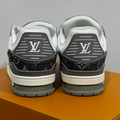 LV Trainer Sneaker Grey