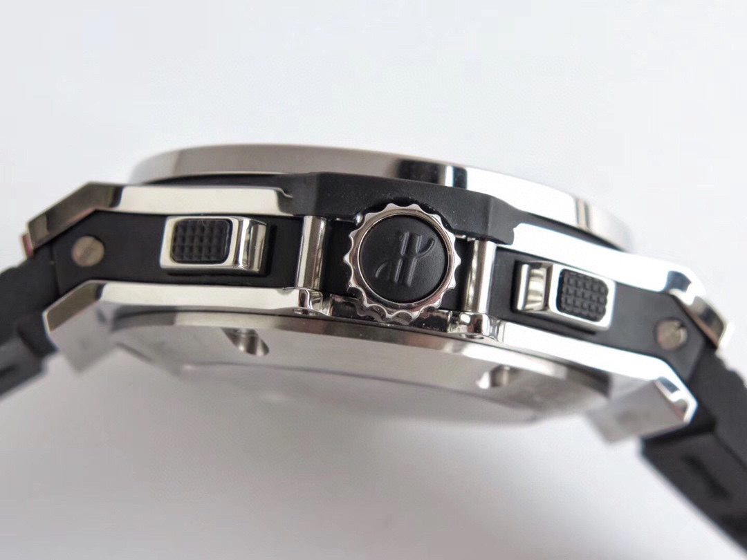 HBT Chronograph -Black Silver  - Black Rubber - Automatic - 44mm