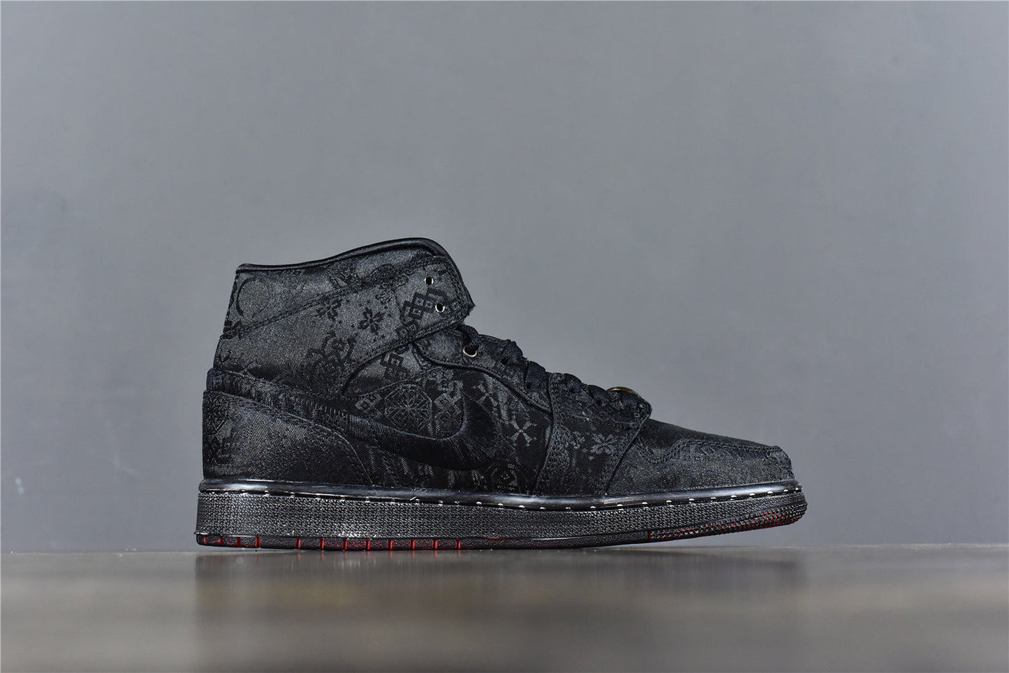 AJ 1 Mid x CLOT 'Fearless Black'