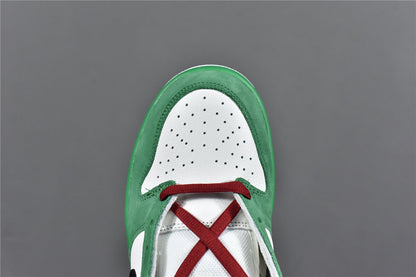 SB Dunk Low x Heineken