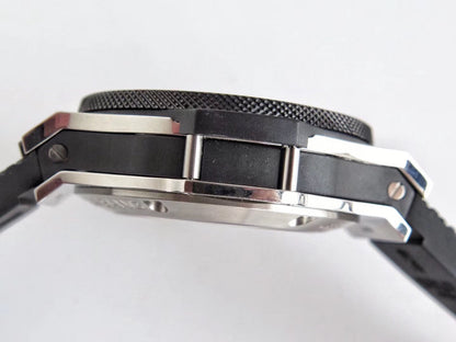 HBT Chronograph -Black  - Black Rubber - Automatic - 44mm