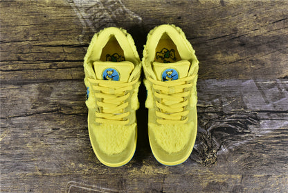 SB Dunk Low x Grateful Dead 'Yellow'