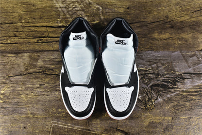 AJ 1 High 'Satin Black Toe'