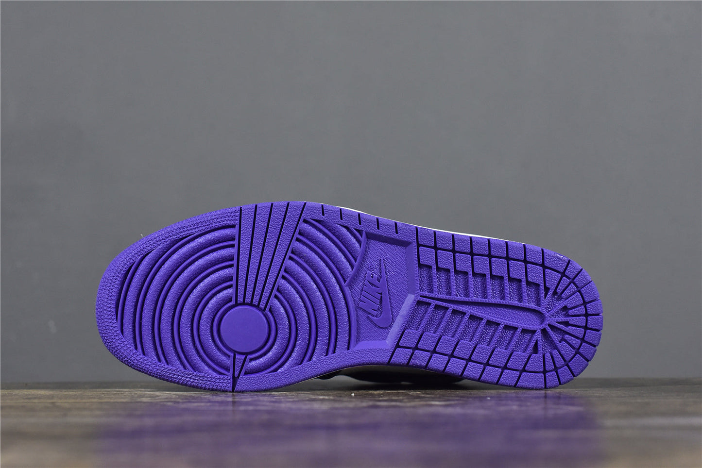 AJ 1 High 'Court Purple'