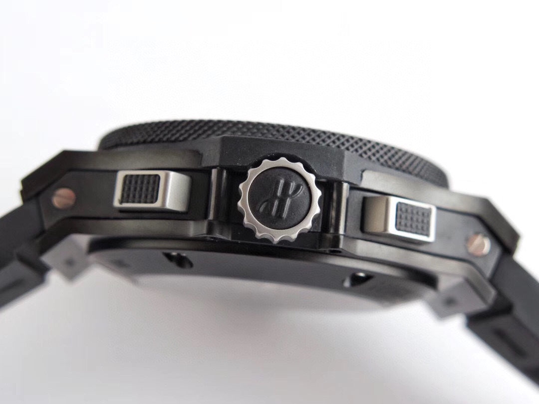 HBT Chronograph -Black Ceramic - Black Rubber - Automatic - 44mm
