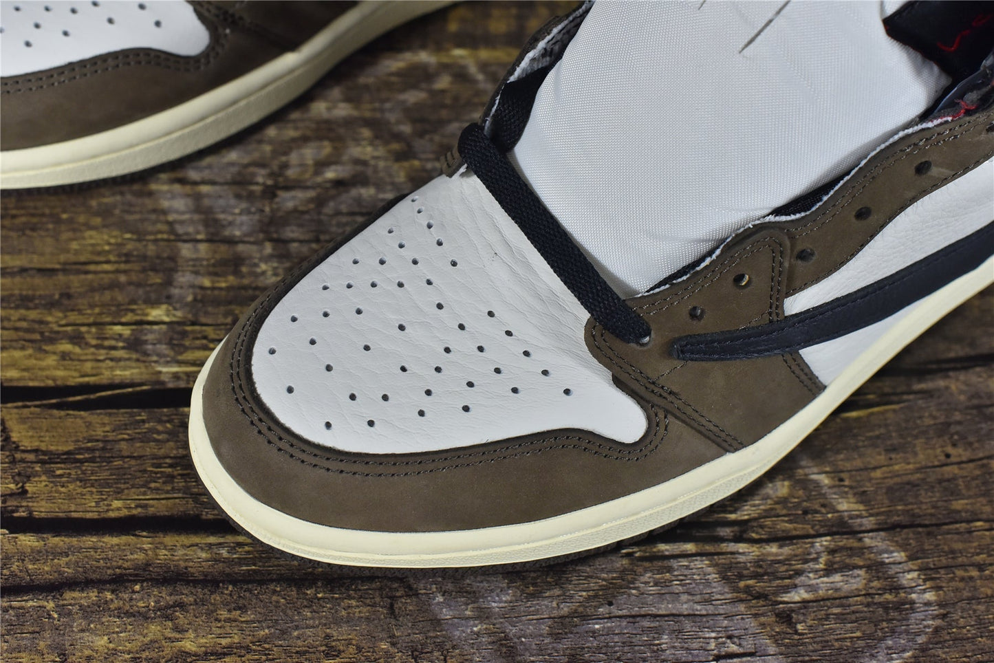 AJ 1 High x Travis Scott 'Mocha'