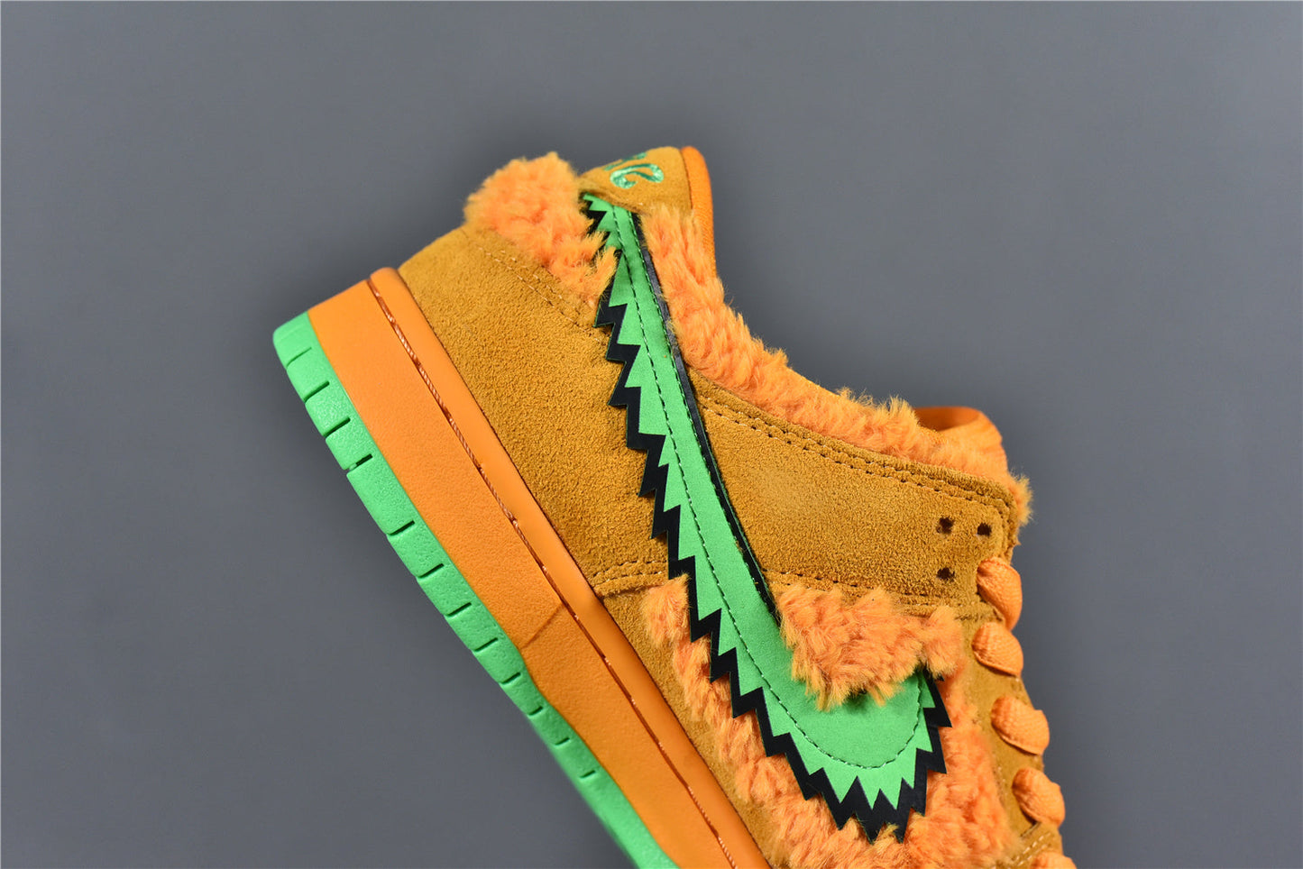 SB Dunk Low x Grateful Dead 'Orange'