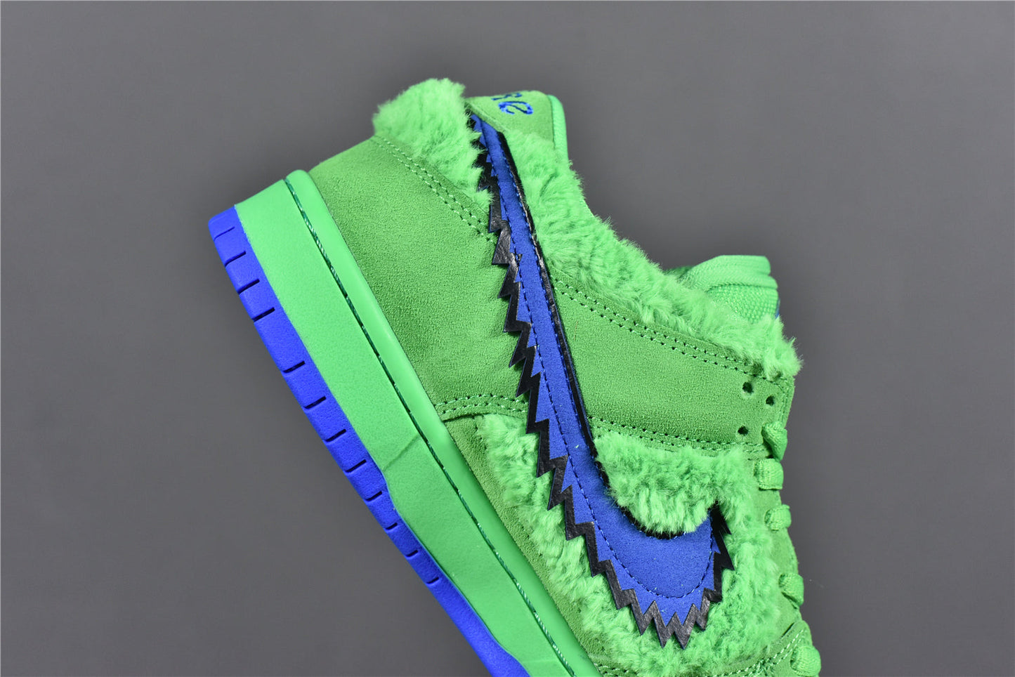 SB Dunk Low x Grateful Dead 'Green'