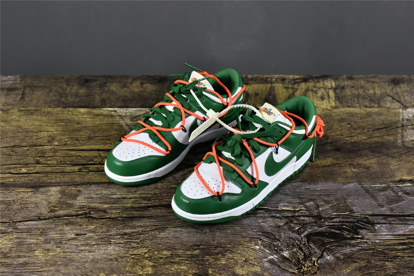 Off-White SB Dunk Low 'Pine Green'