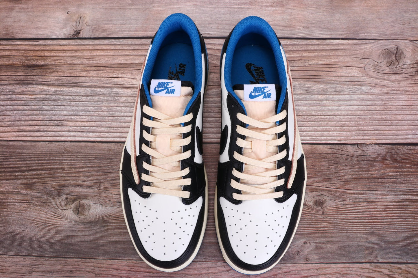 AJ 1 Low Retro x Travis Scott 'FRAGMENT DESIGN'