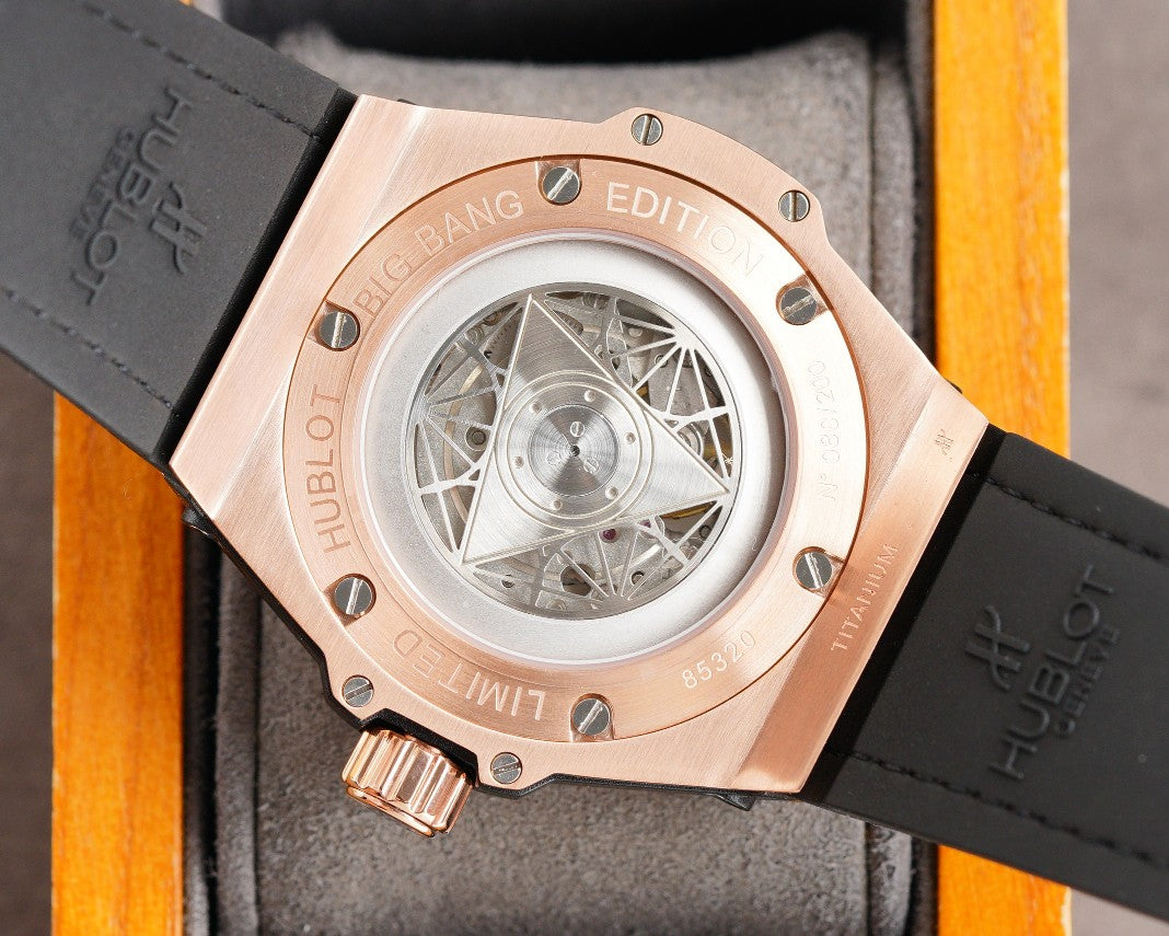 HBT Rosegold - Black Rubber - Automatic - 42mm
