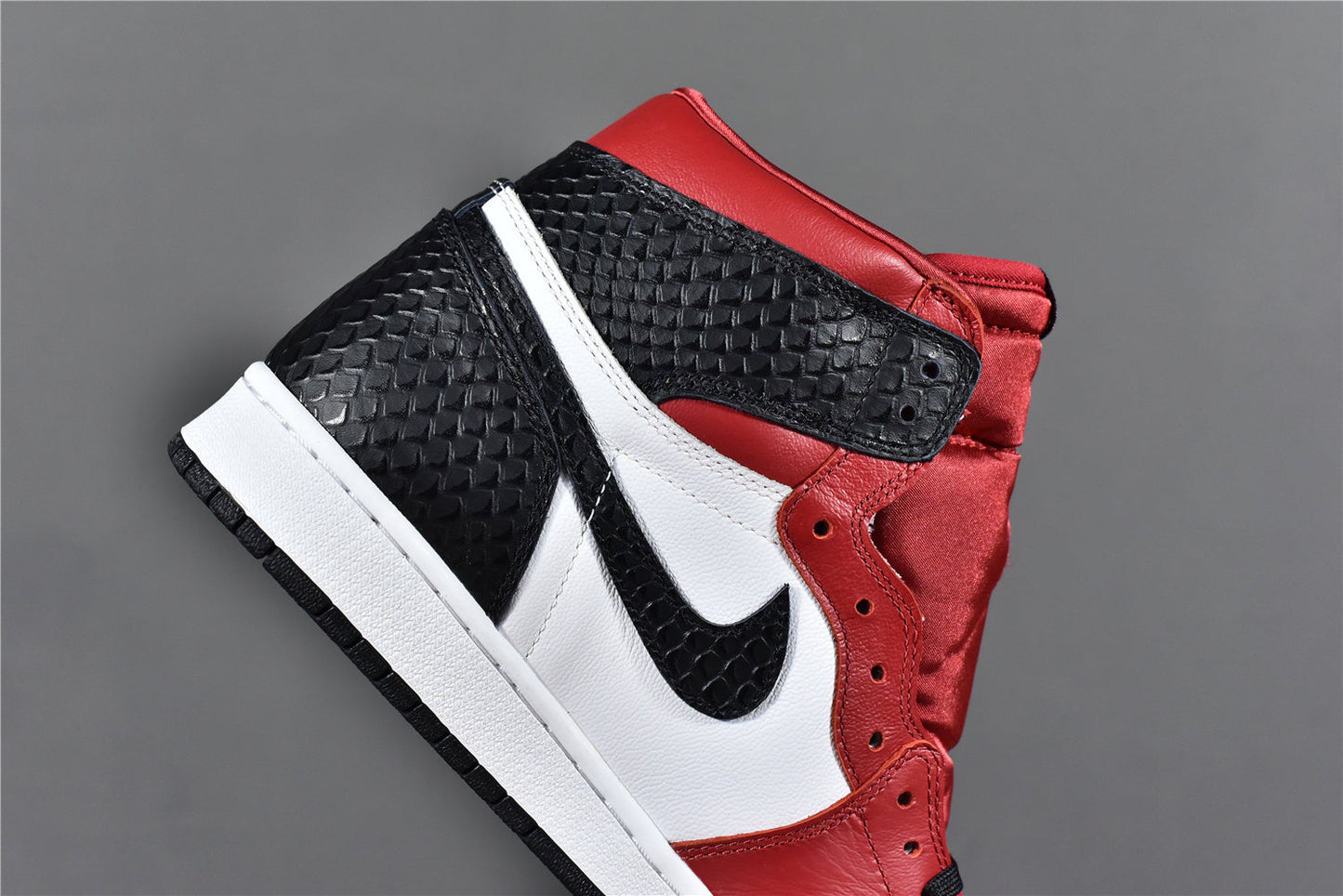 AJ 1 High 'Satin Snake'