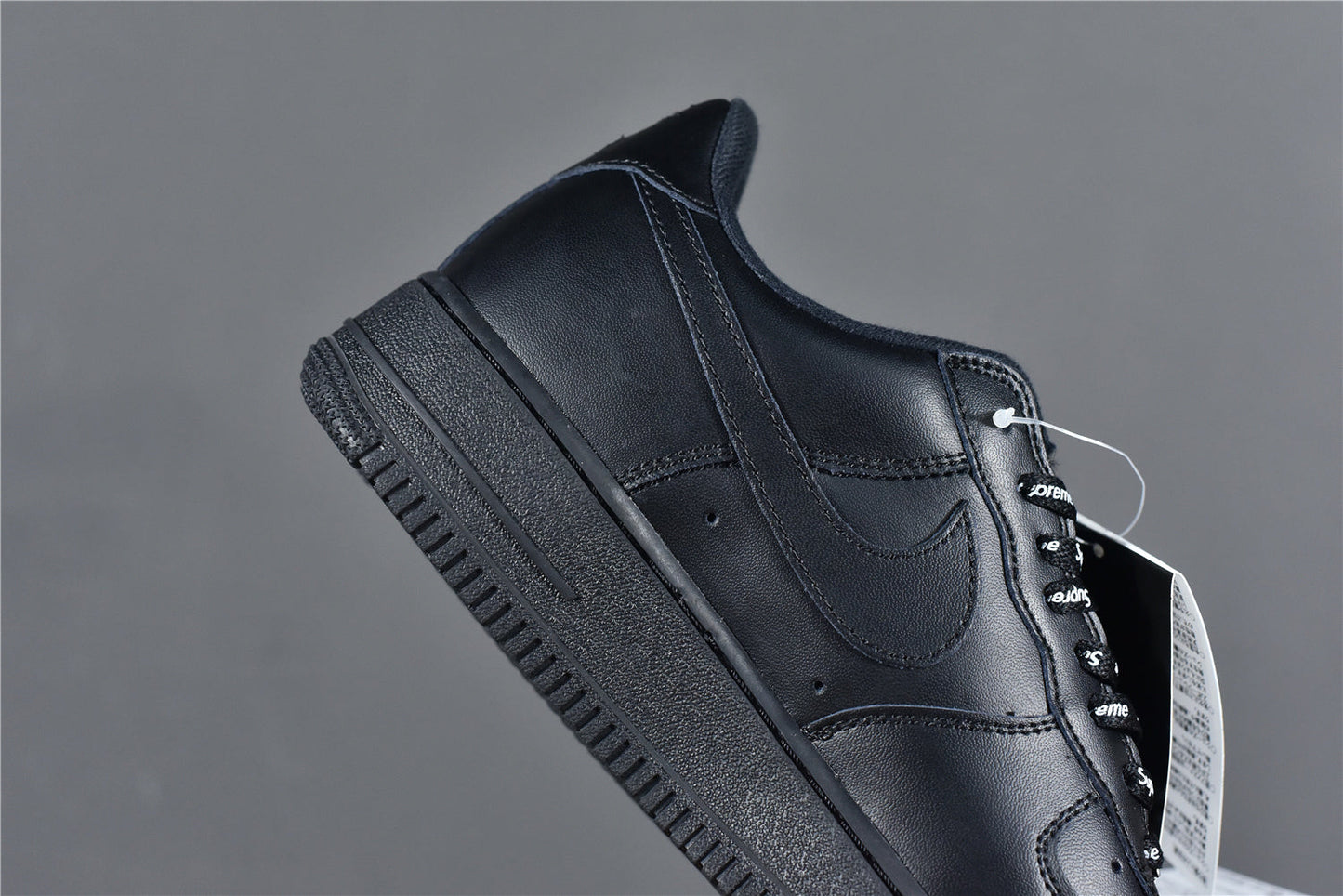 AF 1 x Supreme 'Black'