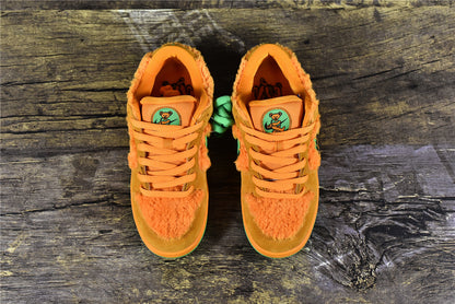 SB Dunk Low x Grateful Dead 'Orange'