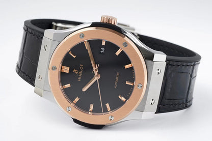 HBT Black - Rosegold 904L Steel - Black Leather - Automatic - 42mm