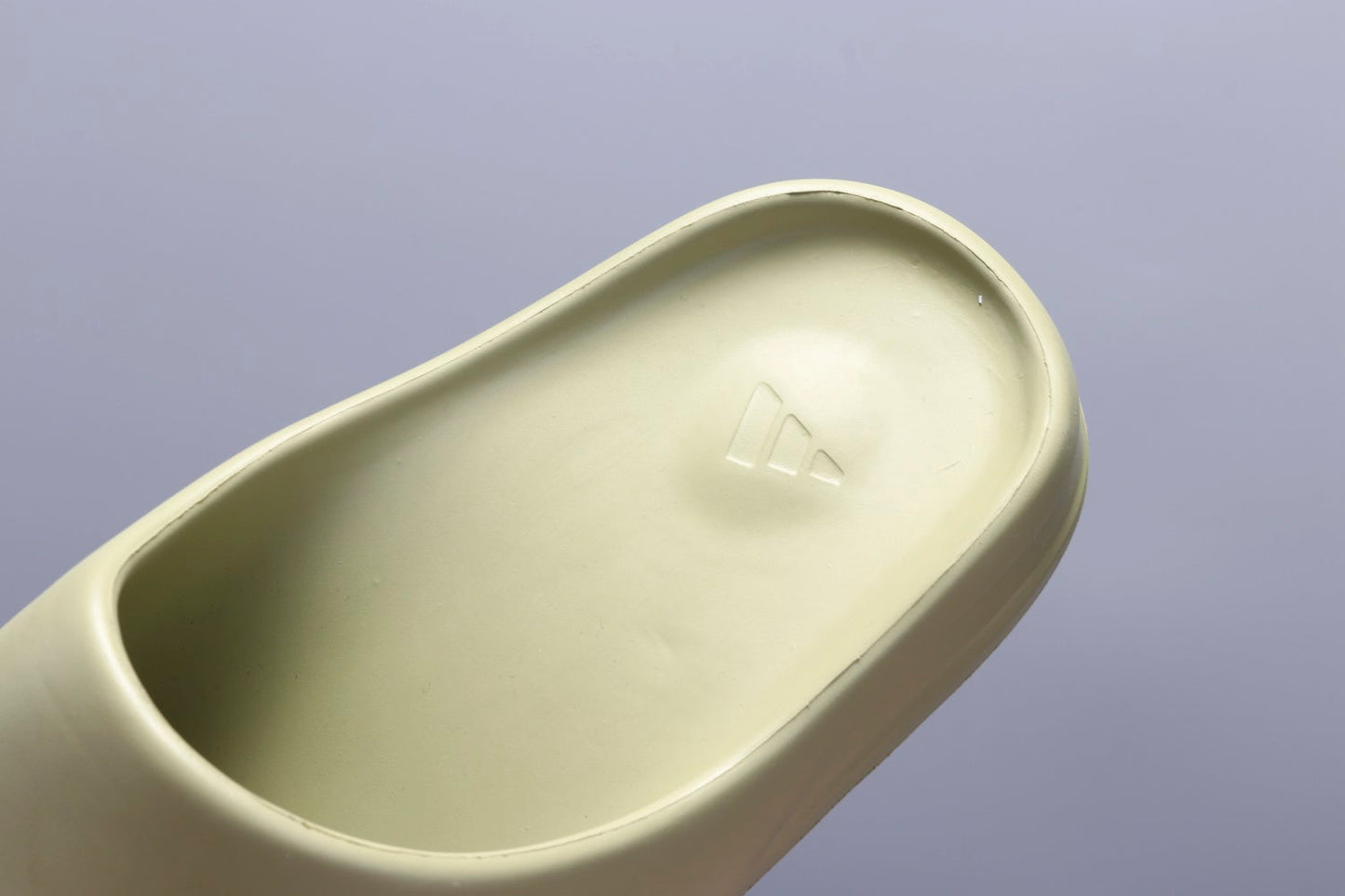 Yeezy Slide Resin