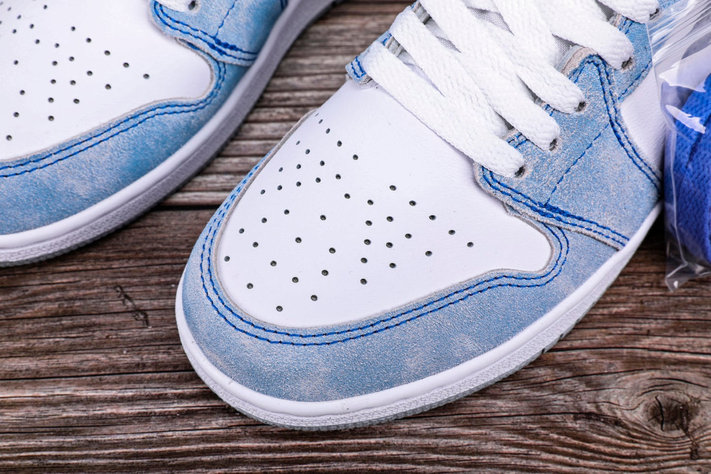 AJ 1 High 'Hyper Royal'