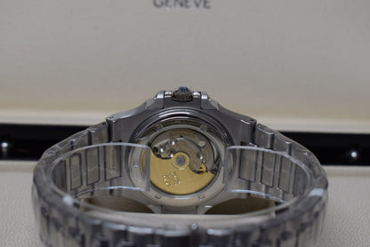 Patek Philippe nautilus 5711 white dial