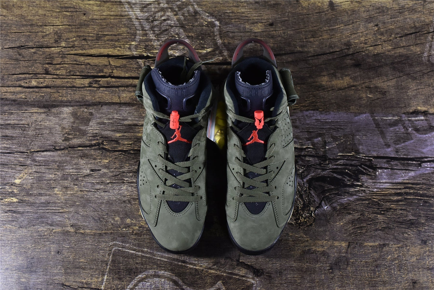 AJ 6 x Travis Scott