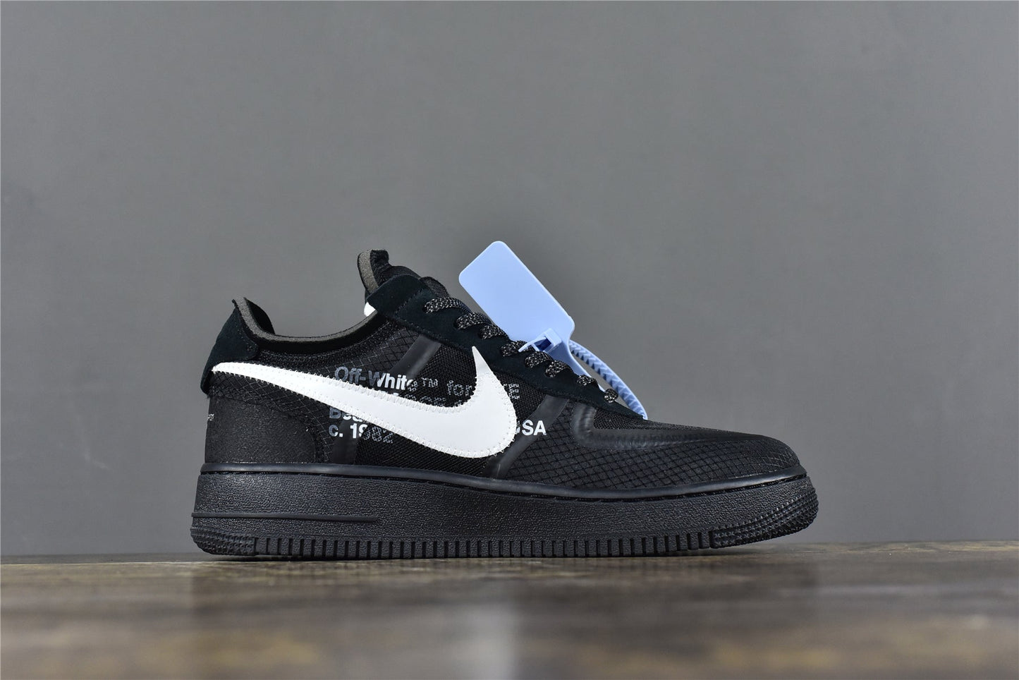 Off-White Air Force 1 Black