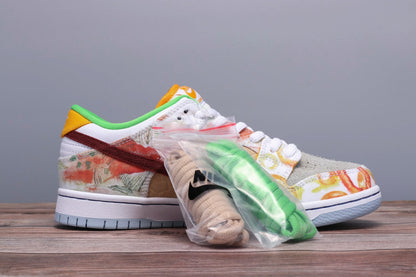 SB Dunk Low Street Hawker