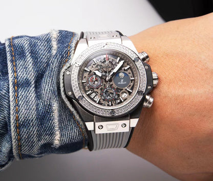 HBT Grey - Hollow 904L Steel - Grey Rubber - Quartz - 42mm