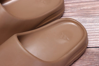 Yeezy Slide Core
