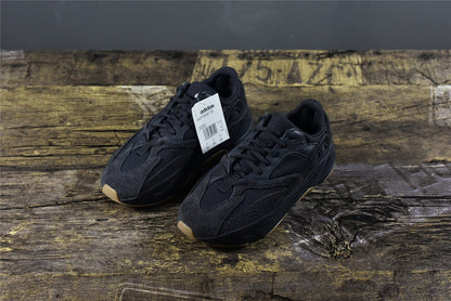 YBoost 700 'Utility Black'
