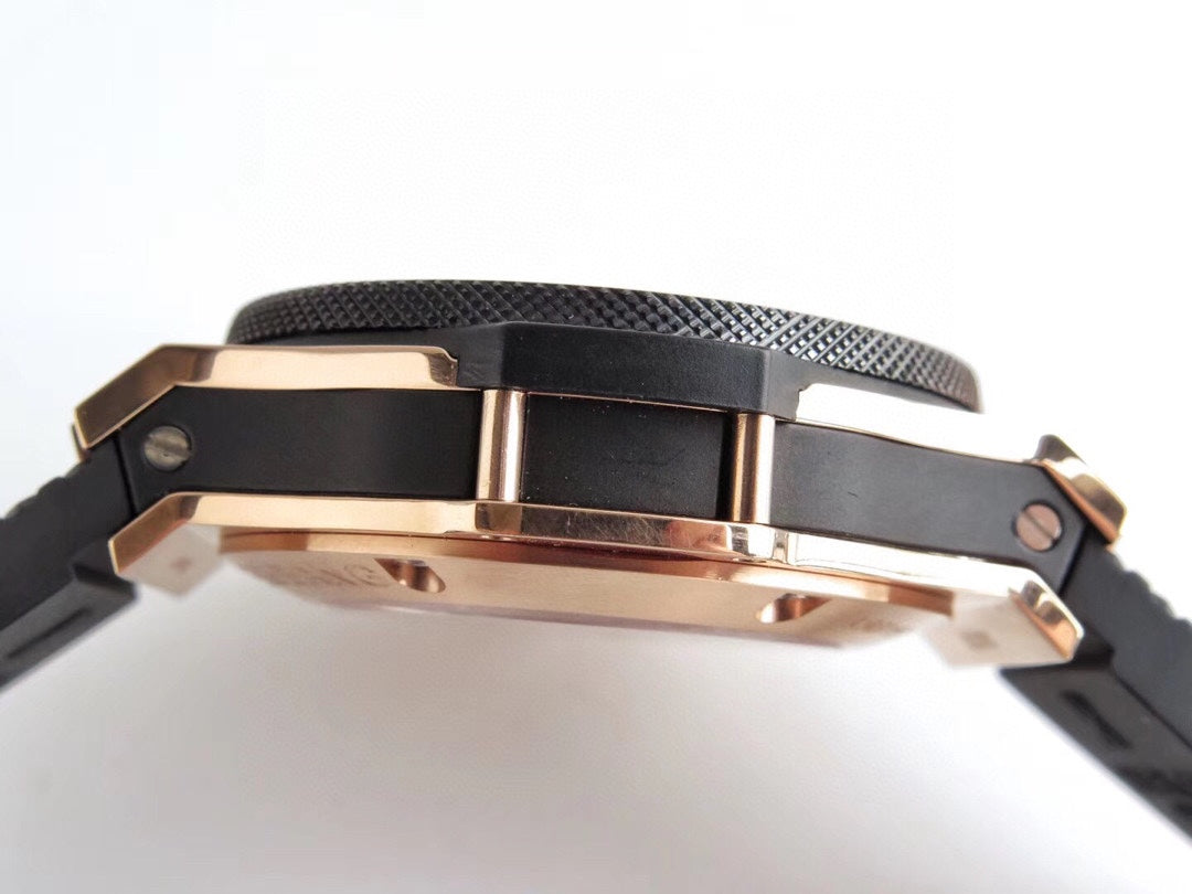HBT Chronograph - Black -Rosegold Ceramic - Black Rubber - Automatic - 44mm