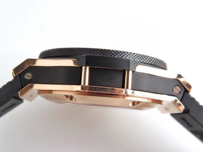 HBT Chronograph - Black -Rosegold Ceramic - Black Rubber - Automatic - 44mm