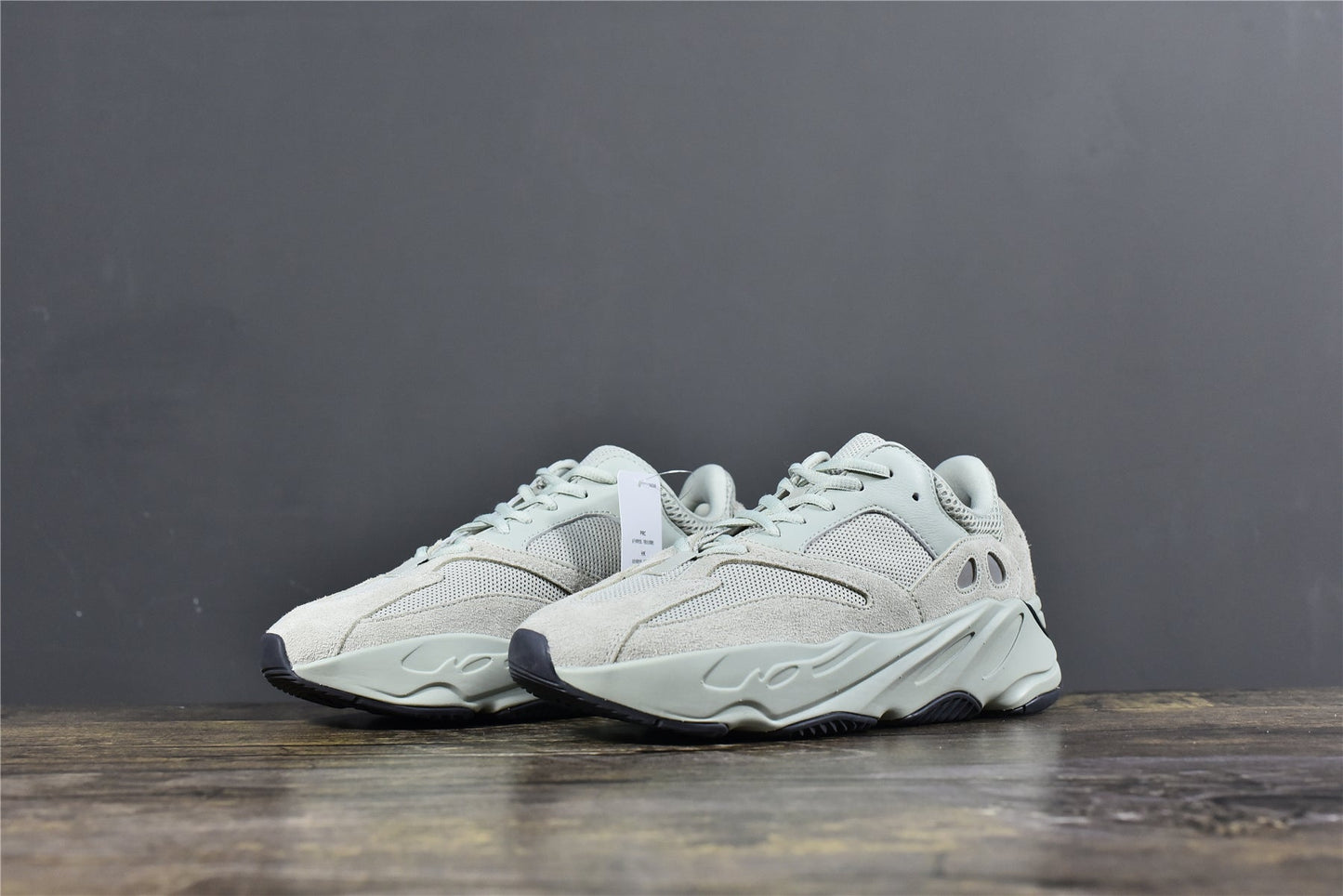 YBoost 700 'Salt'