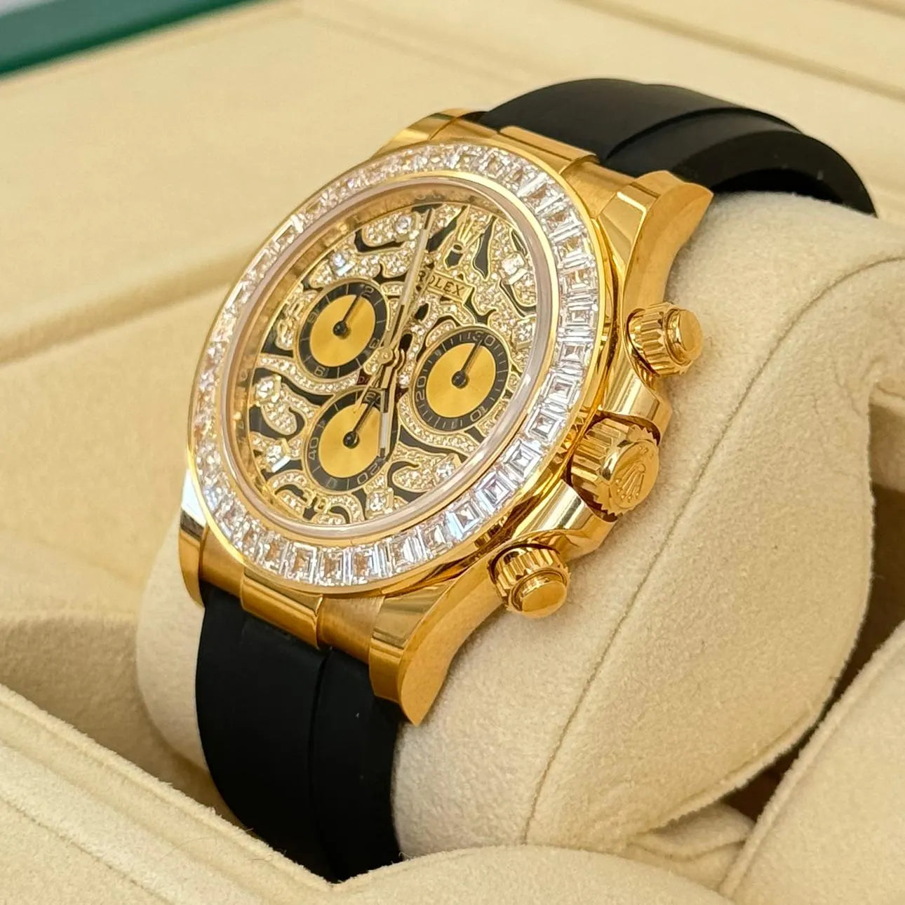 Daytona Assembled (100) 40mm Laminated Yellow gold18k "Tiger" Black Oysterflex Strap 116588TBR