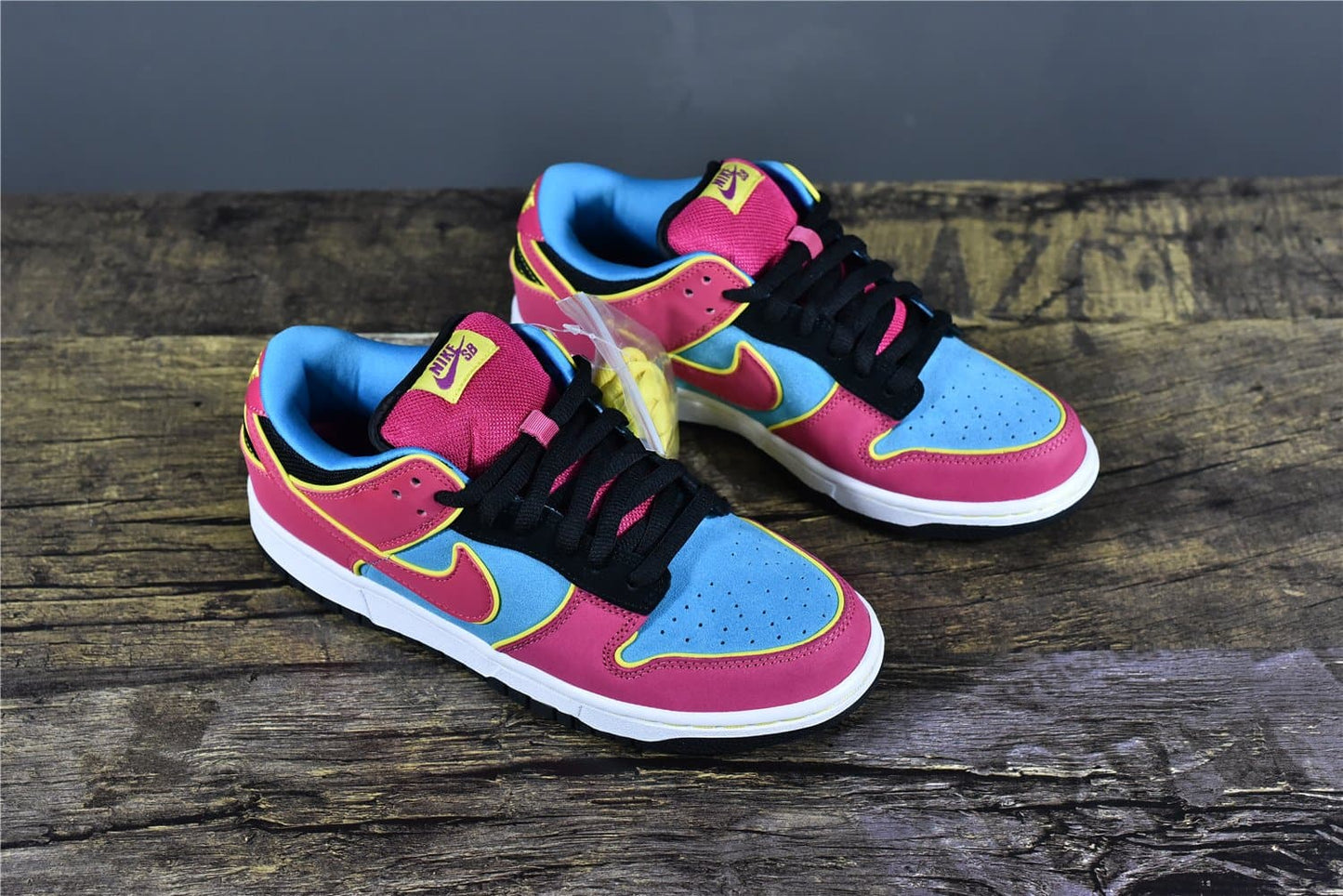 SB Dunk Low Ms. Pacman