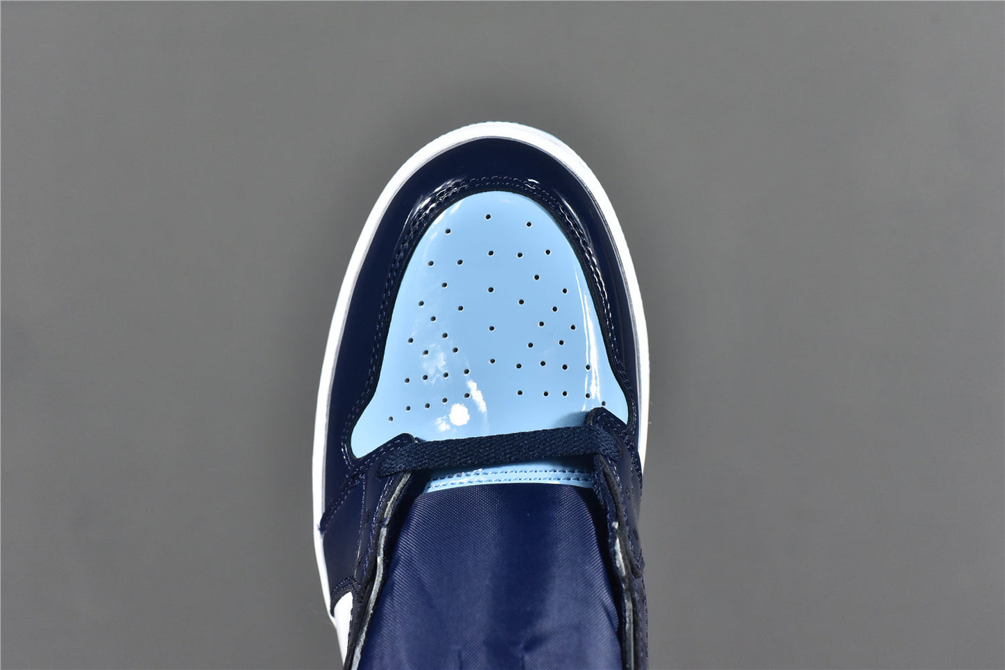 AJ 1 High 'UNC Patent'